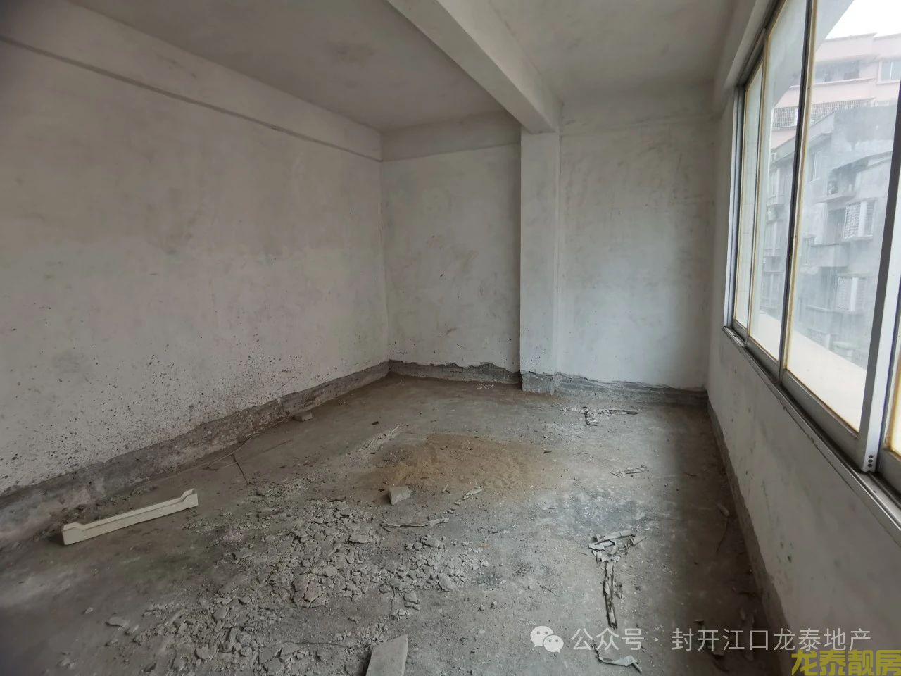 河南片区 首付20万买自建房一栋 前后停车非常方便