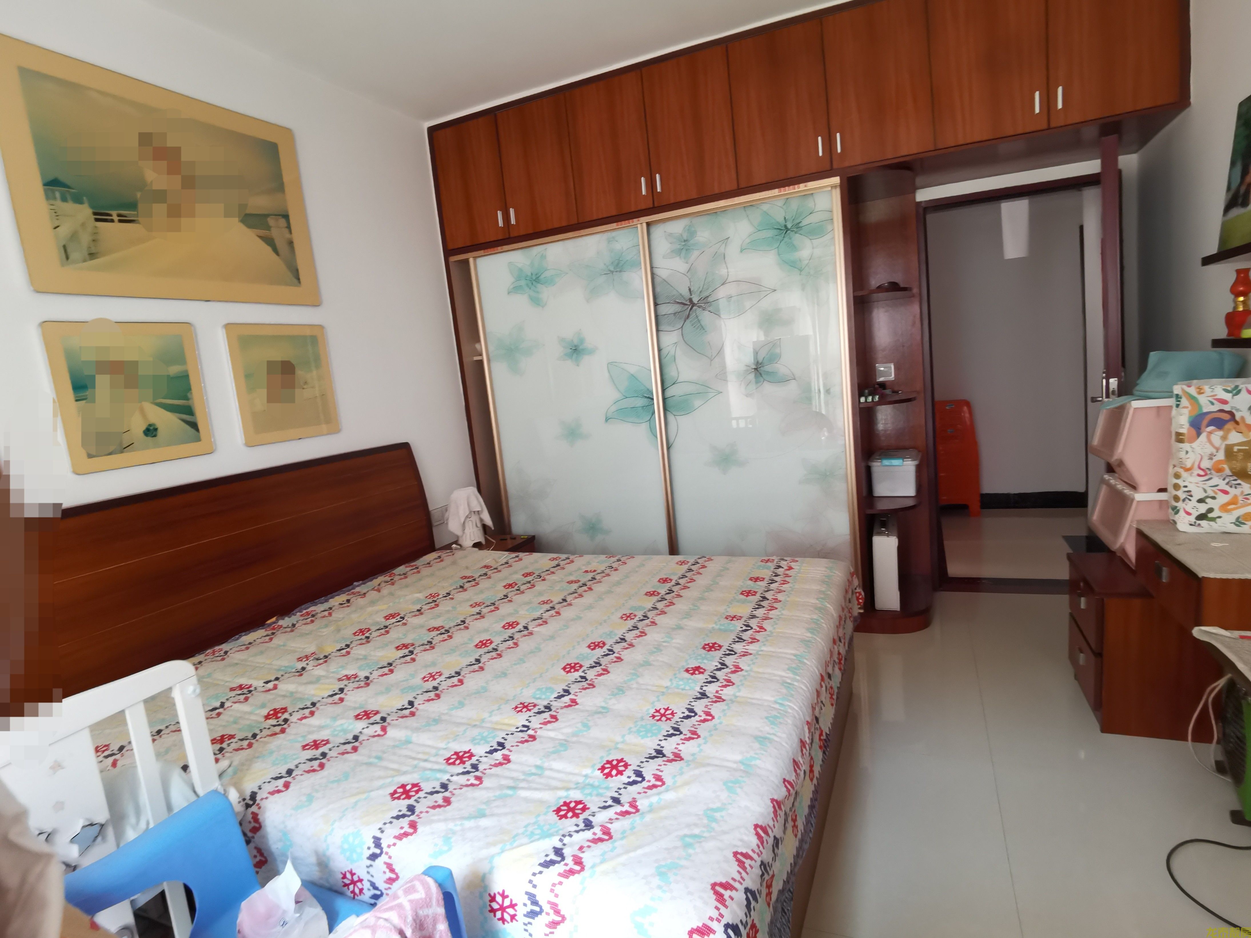 和富花园电梯南向三房户型