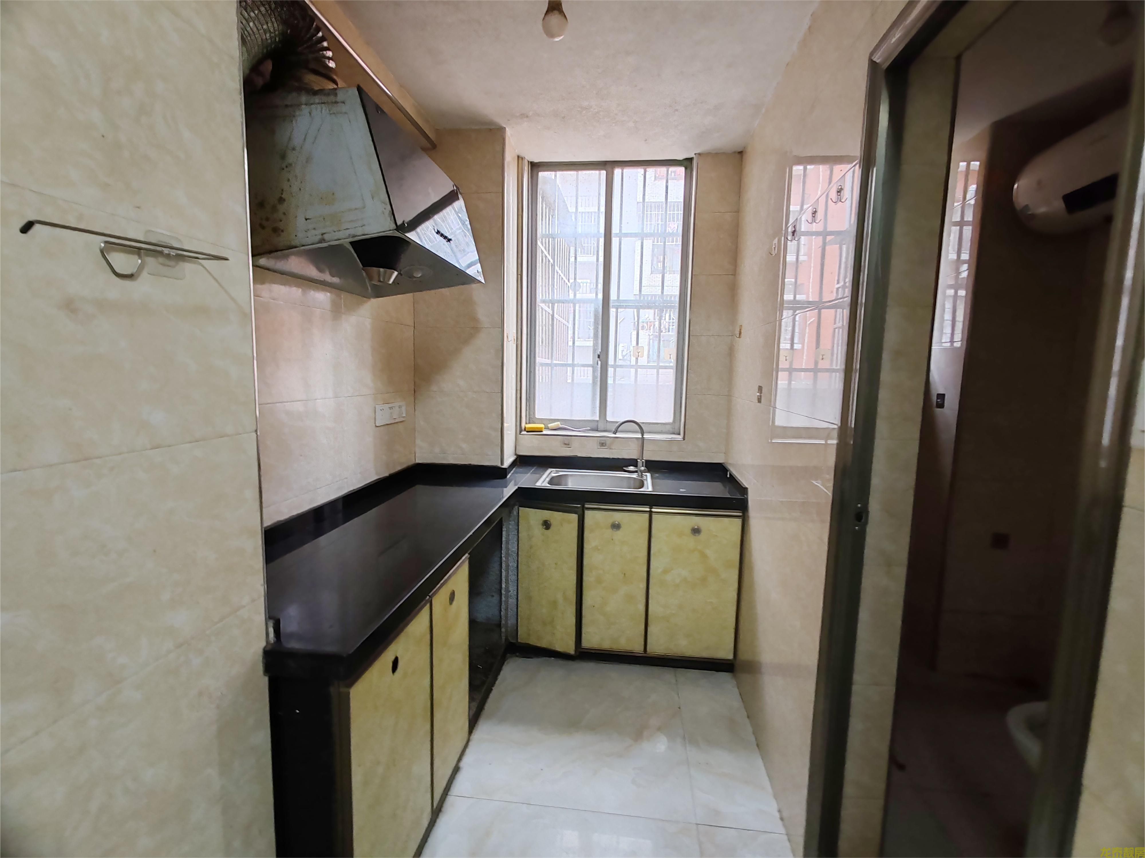 广信新城电梯公寓