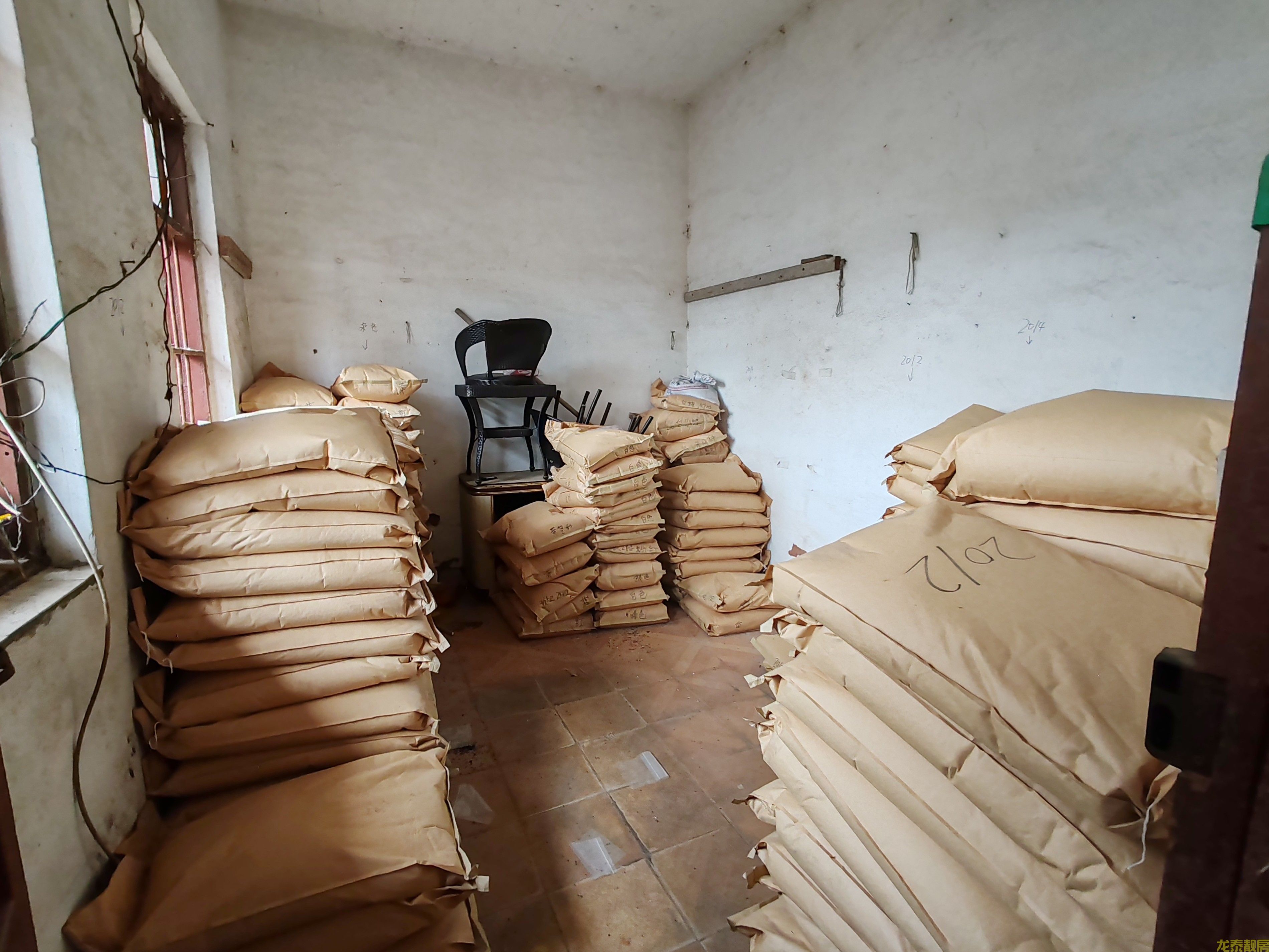 老城区三层半自建房整栋出售