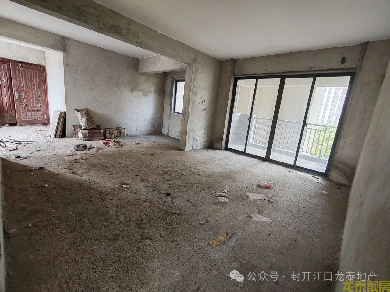 香槟壹号笋盘再现  3房可改4房户型 首付仅7万