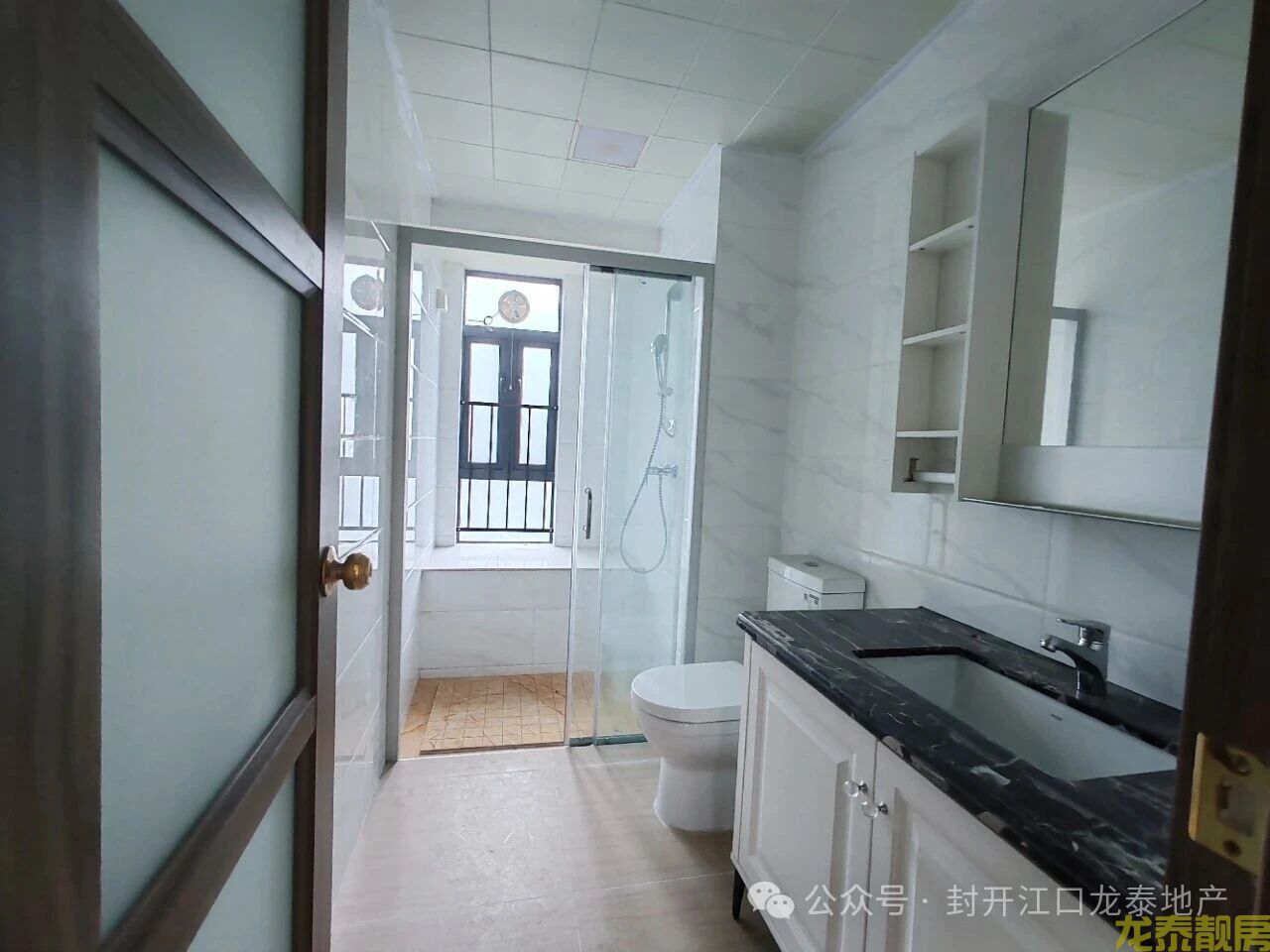 豪园一梯一户南北对流精装新房