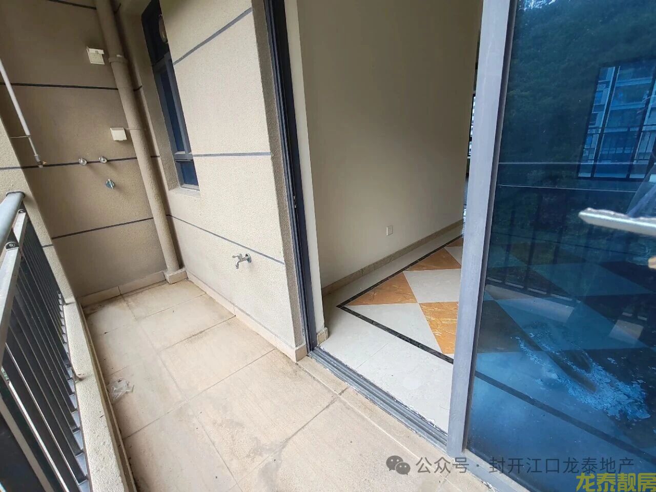 豪园一梯一户南北对流精装新房