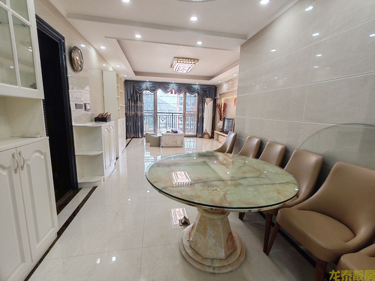 康盛名门稀缺四房，豪华精装，一步到位！