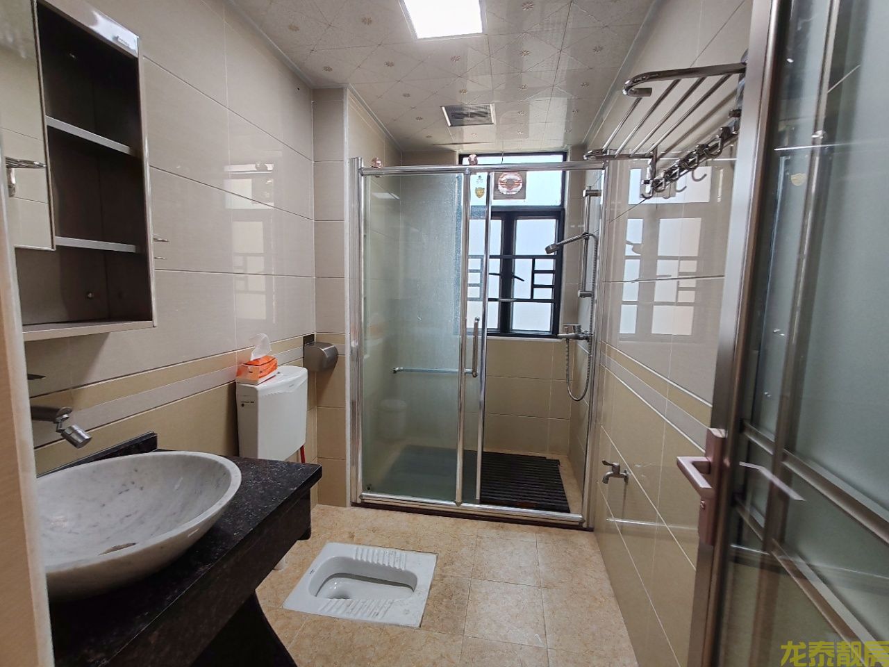 康盛名门稀缺四房，豪华精装，一步到位！